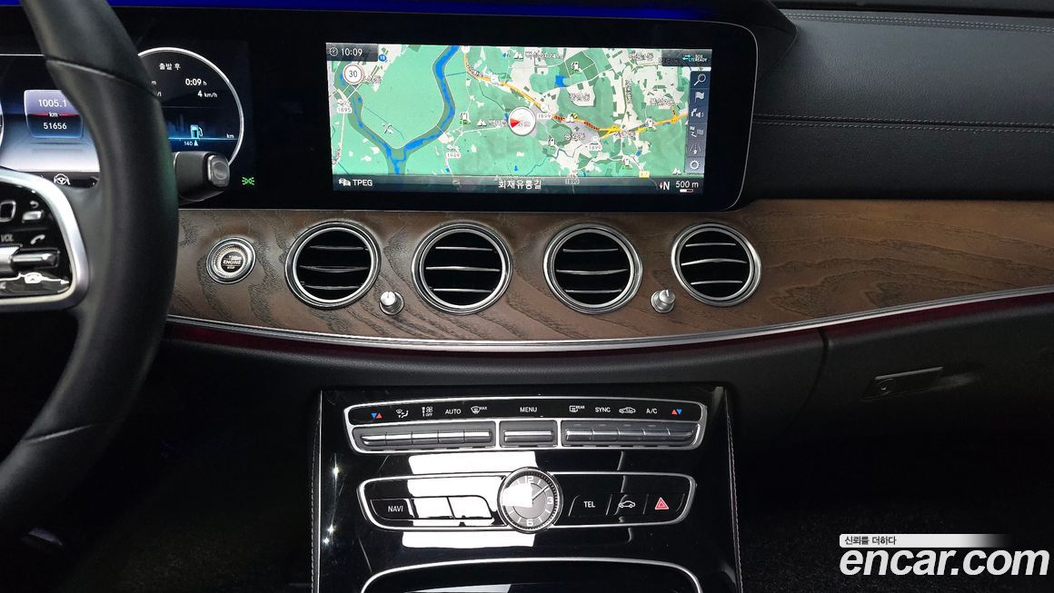 Mercedes-Benz E-Class 2020