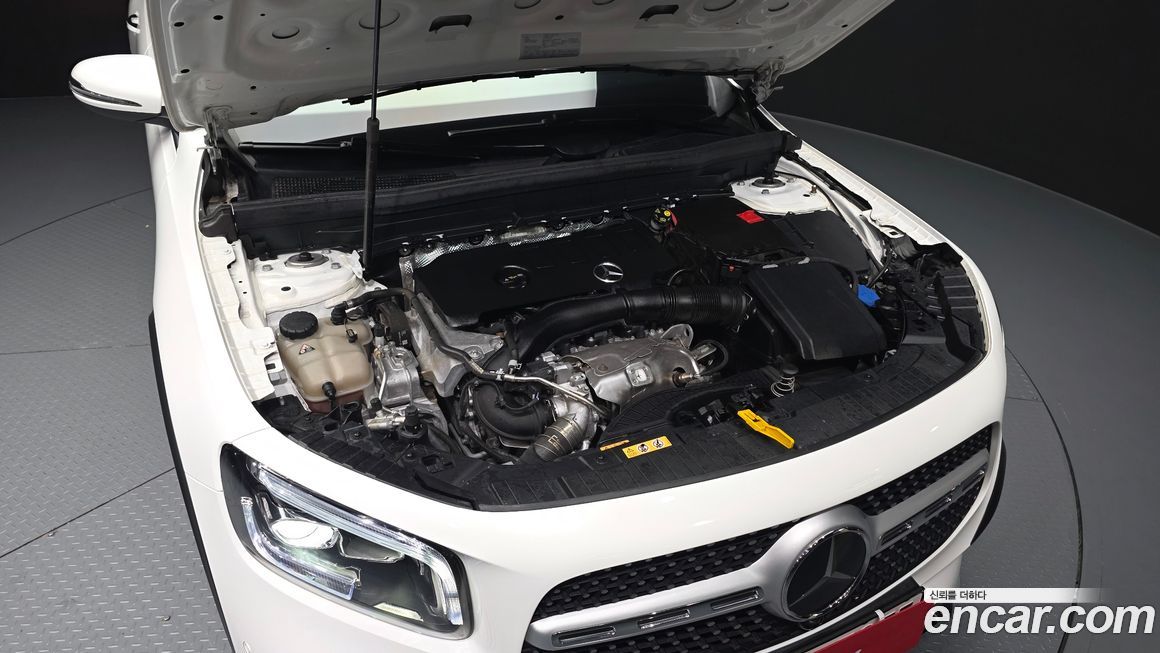 Mercedes-Benz GLB-Class 2022