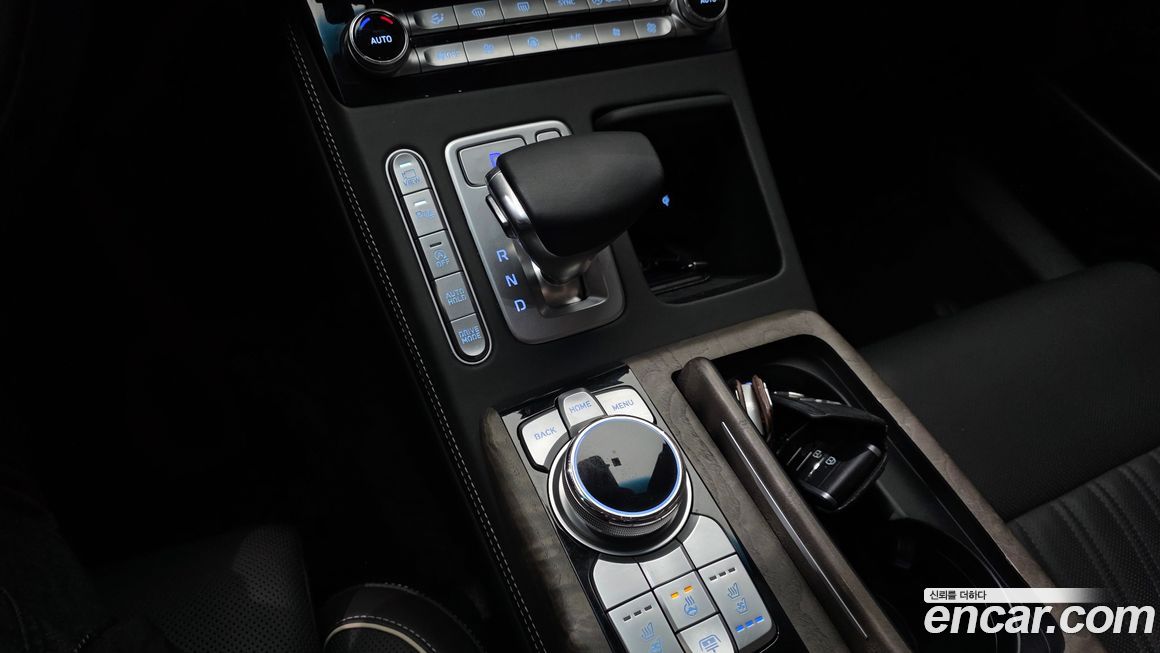 Genesis G90 2021