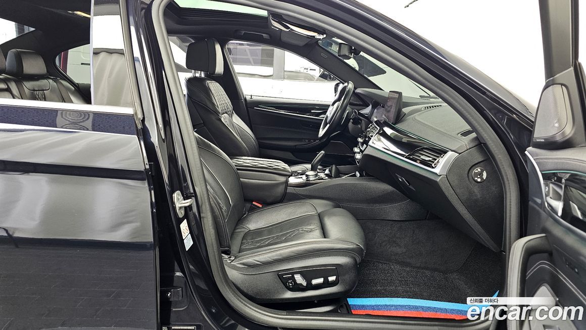 BMW 5-Series 2021