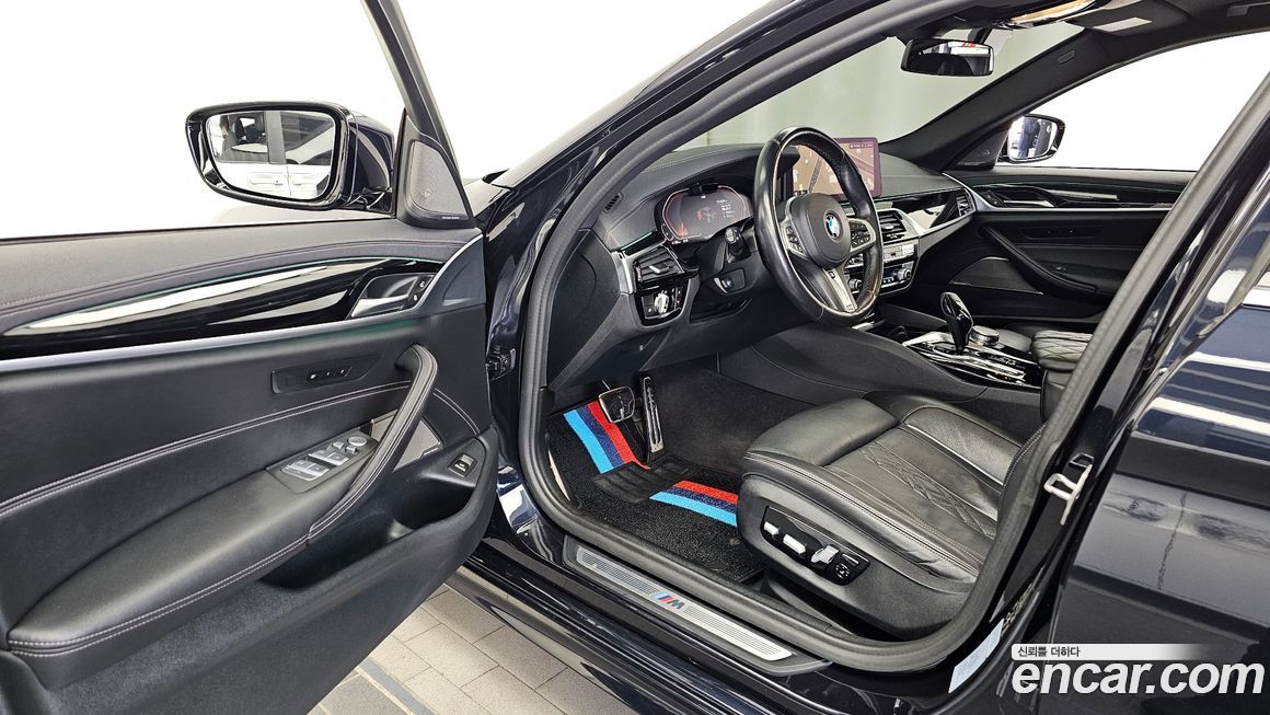 BMW 5-Series 2021