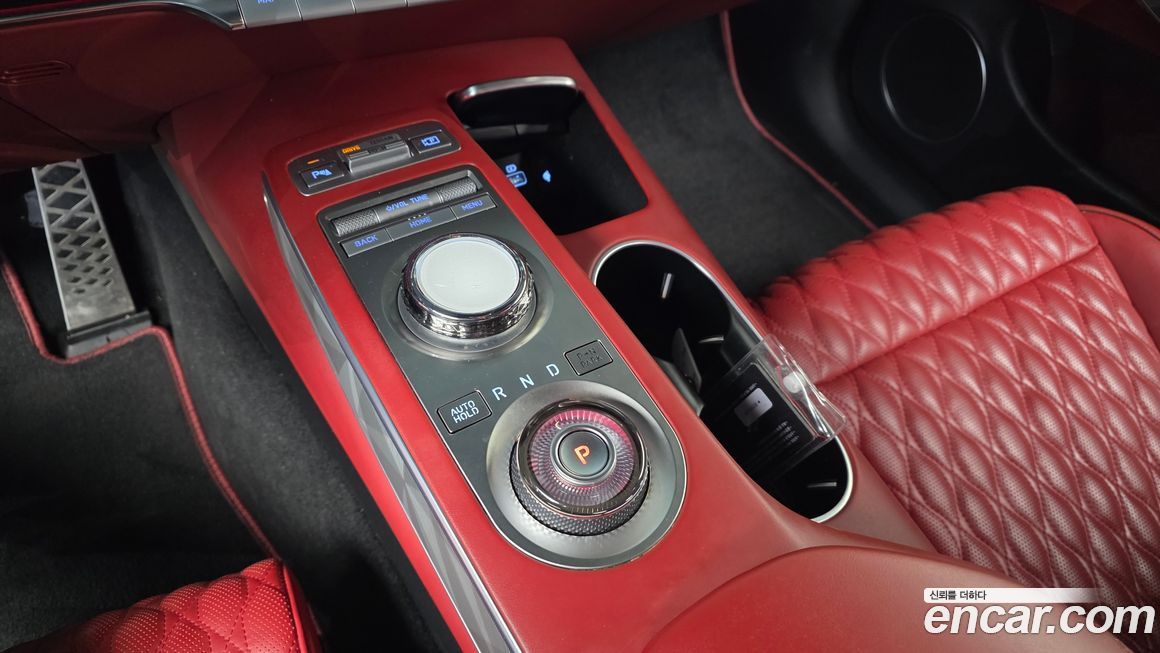Genesis GV70 2021