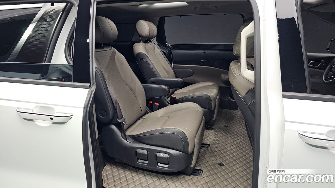 Kia Canival 2025