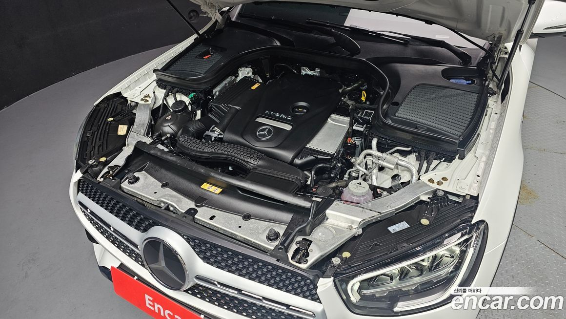 Mercedes-Benz GLC-Class 2021