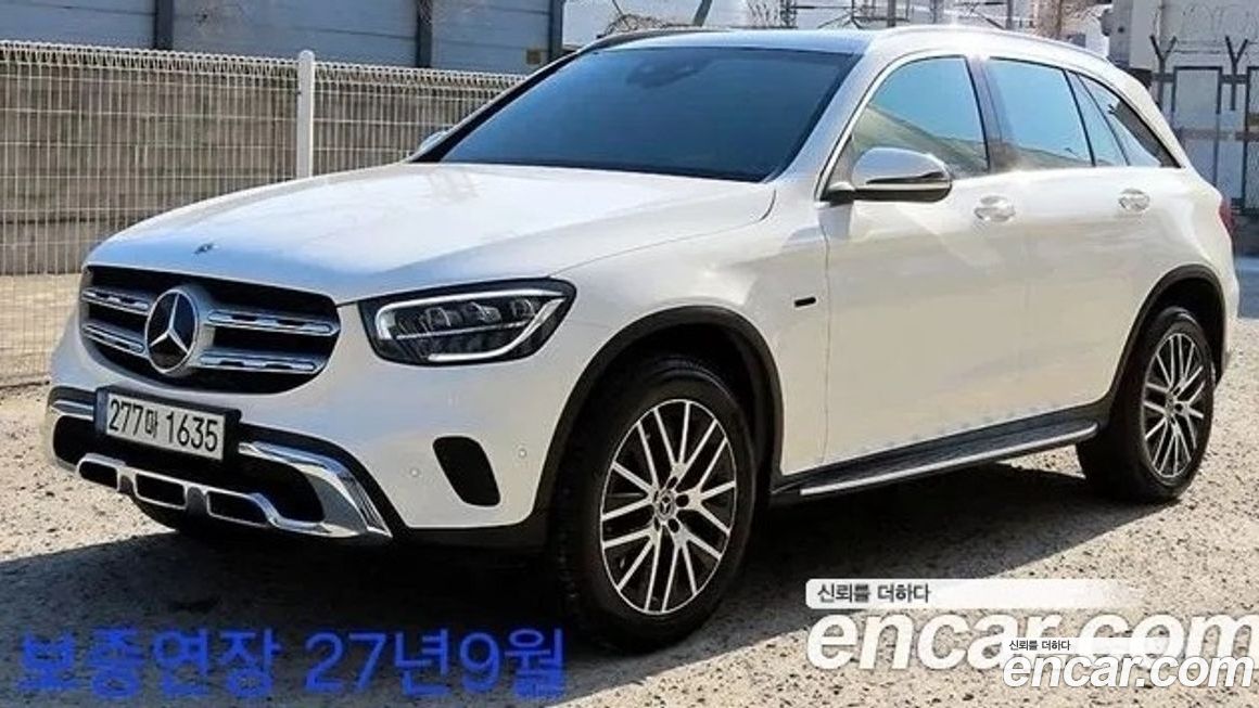 Mercedes-Benz GLC-Class 2021