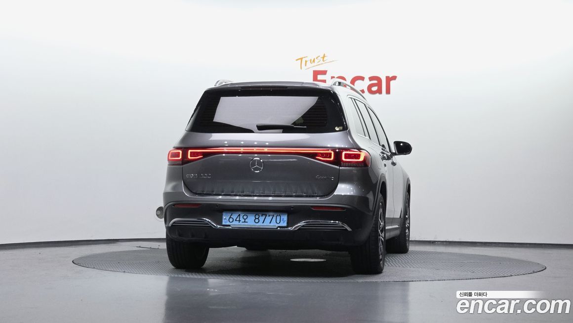 Mercedes-Benz EQB 2023