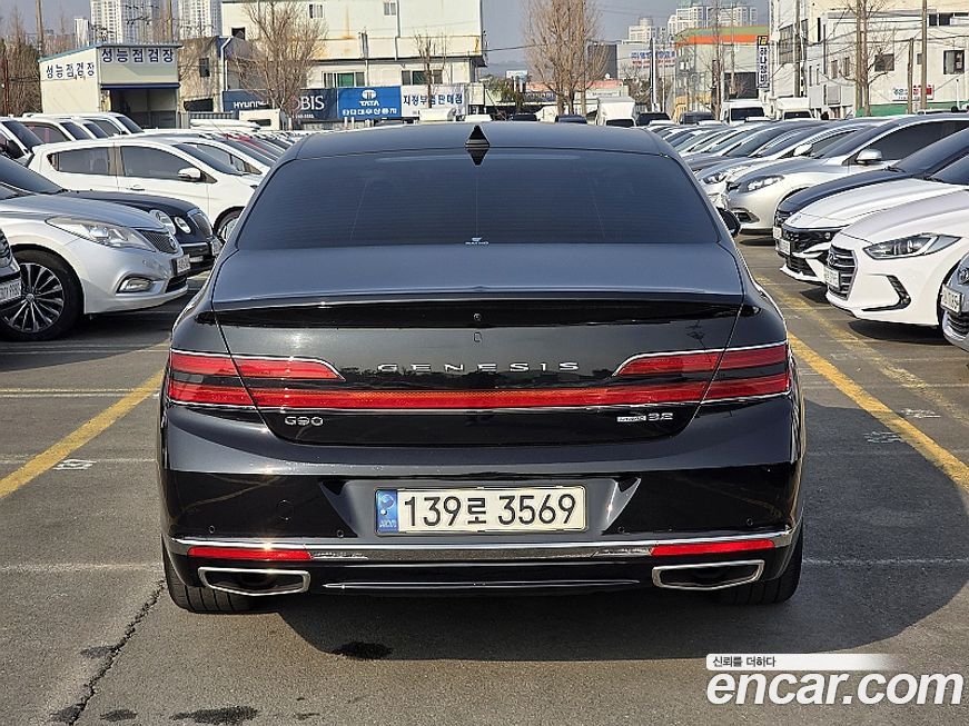 Genesis G90 2020