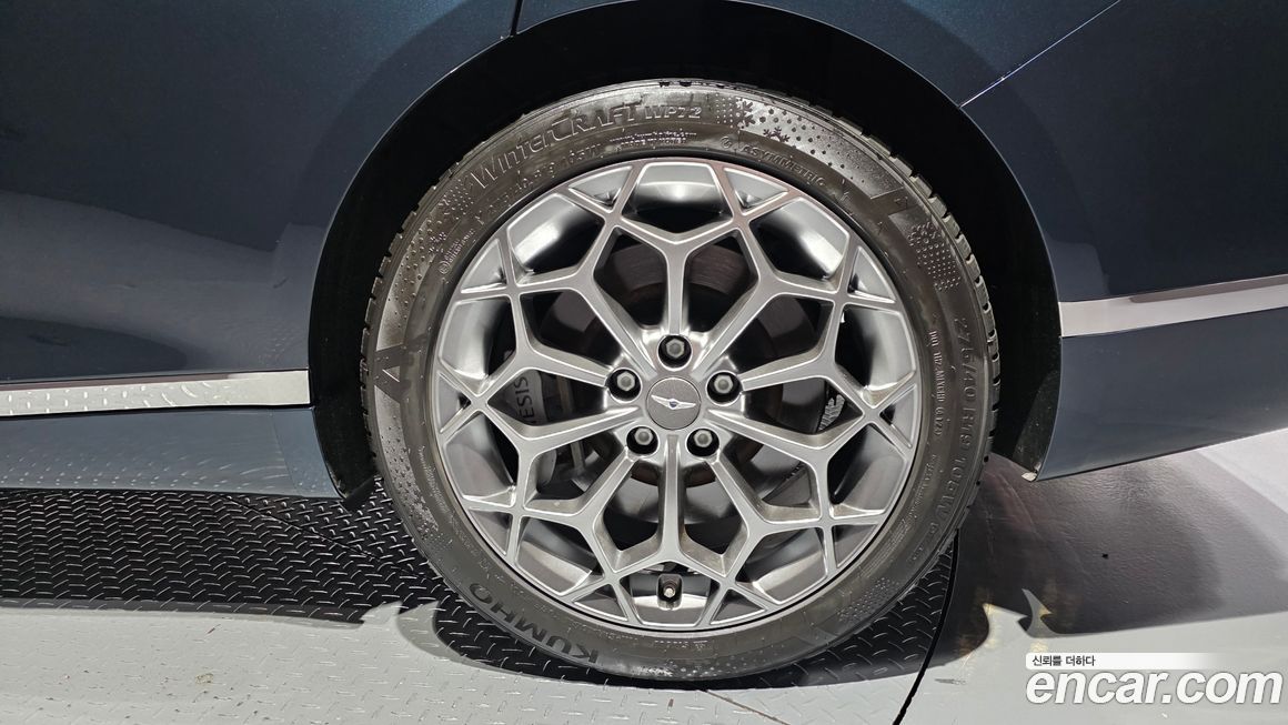 Genesis G80 2023