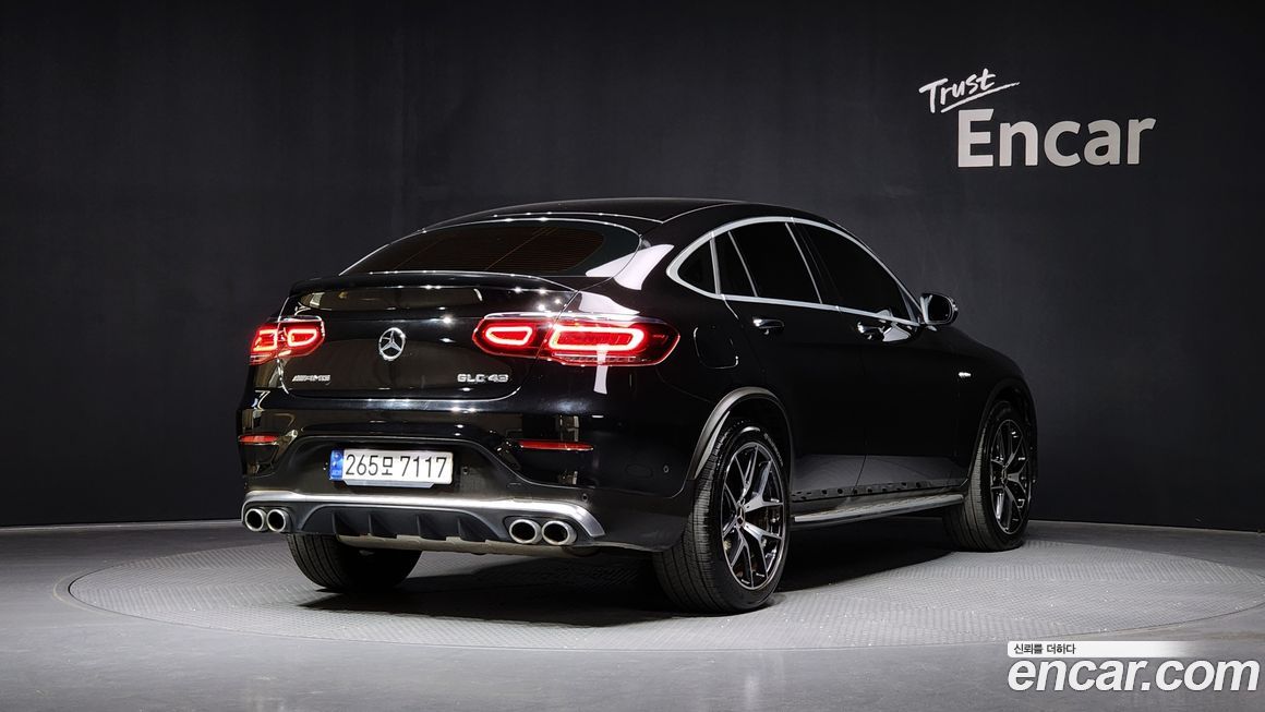 Mercedes-Benz GLC-Class 2021