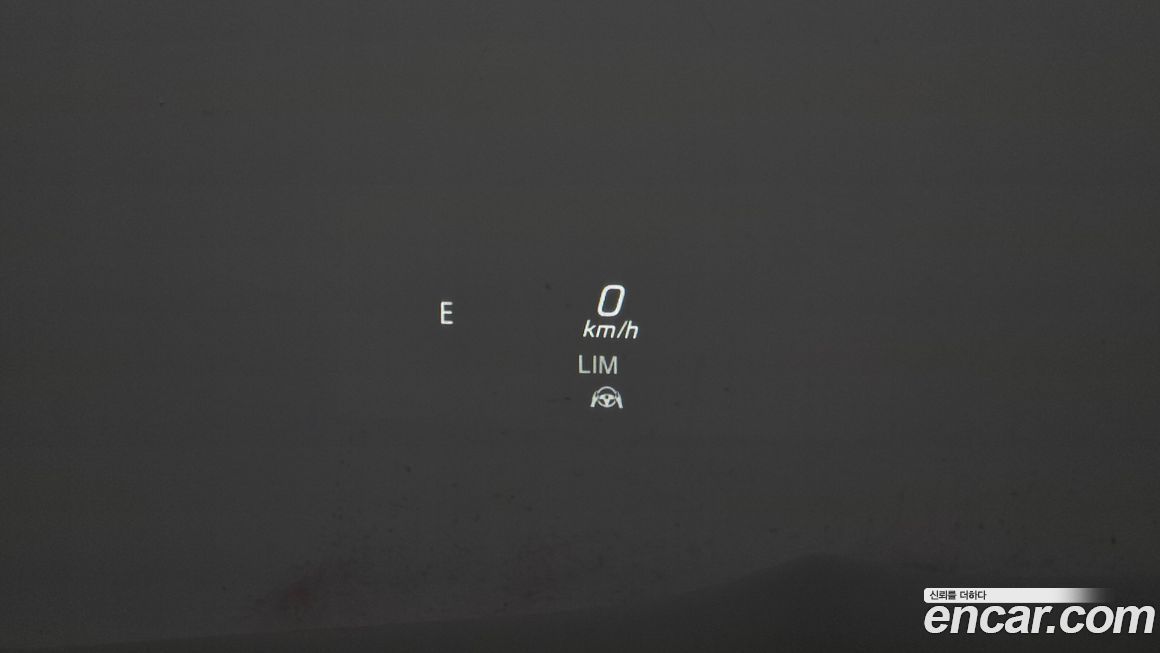 Mercedes-Benz EQB 2023