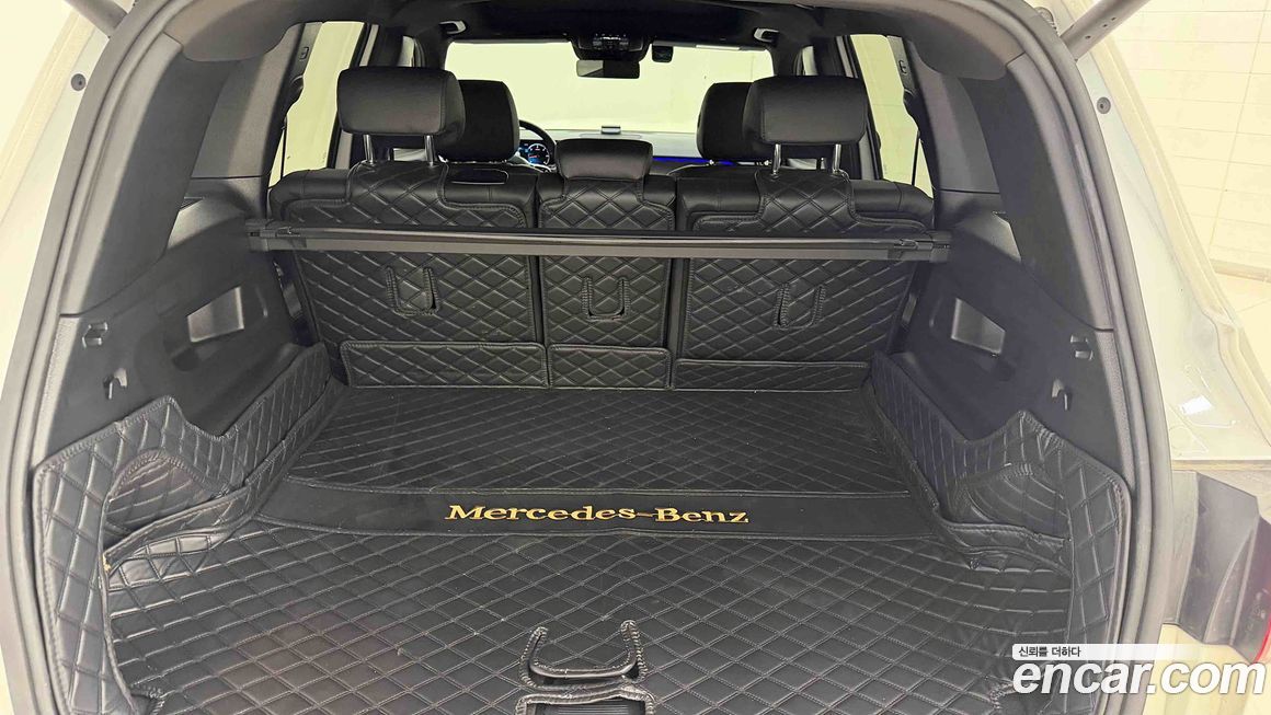 Mercedes-Benz GLB-Class 2022