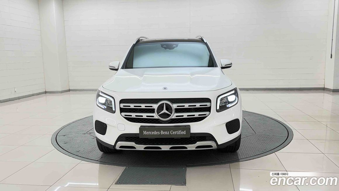 Mercedes-Benz GLB-Class 2022