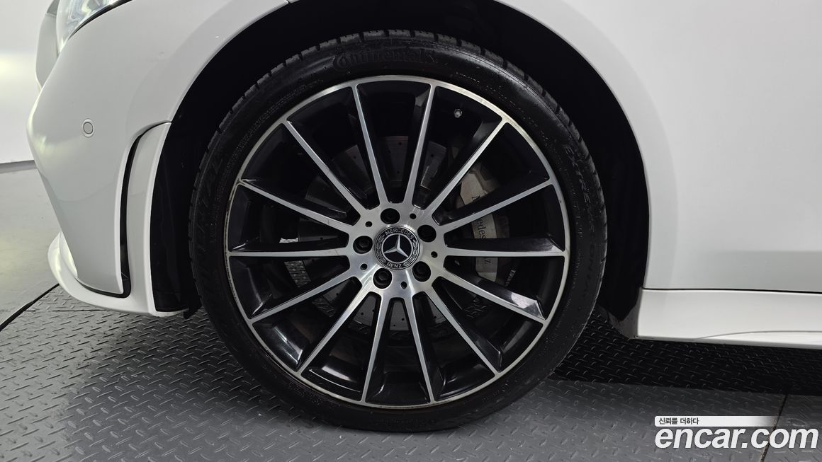 Mercedes-Benz CLS-Class 2021