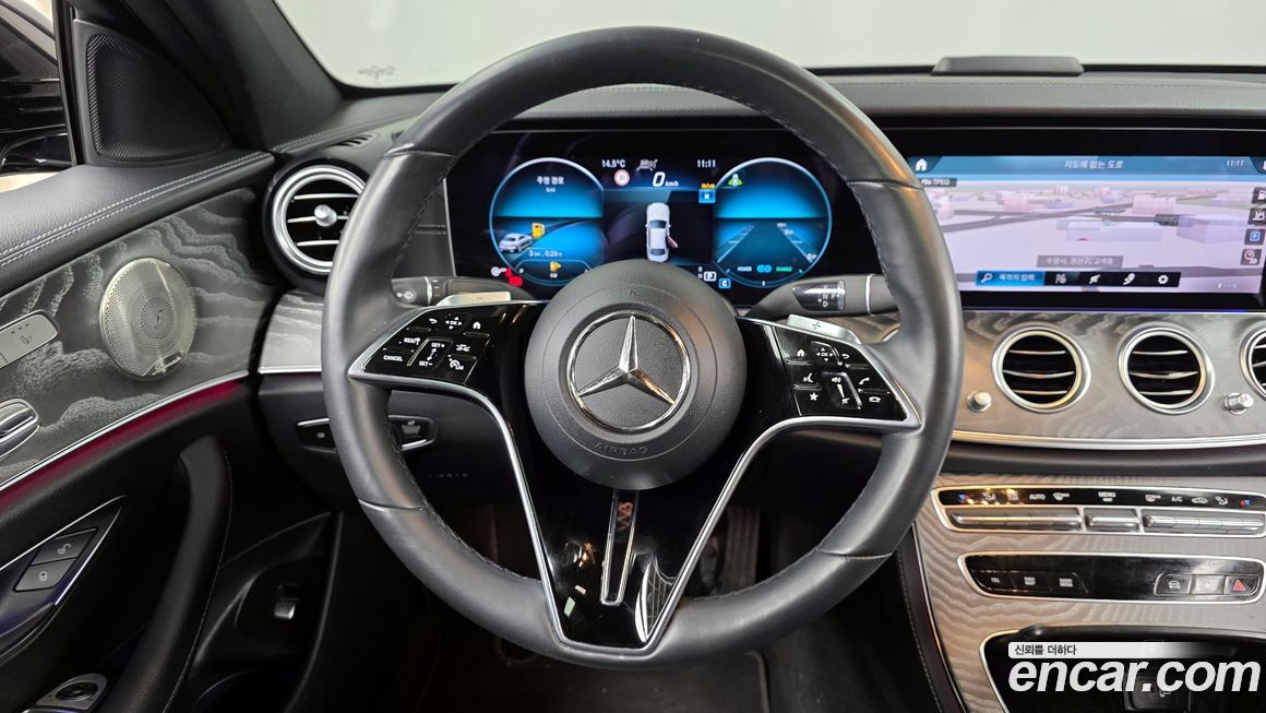 Mercedes-Benz E-Class 2023