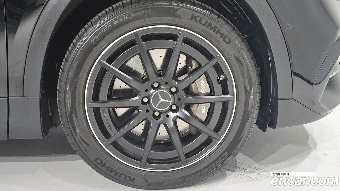 Mercedes-Benz GLA-Class 2023