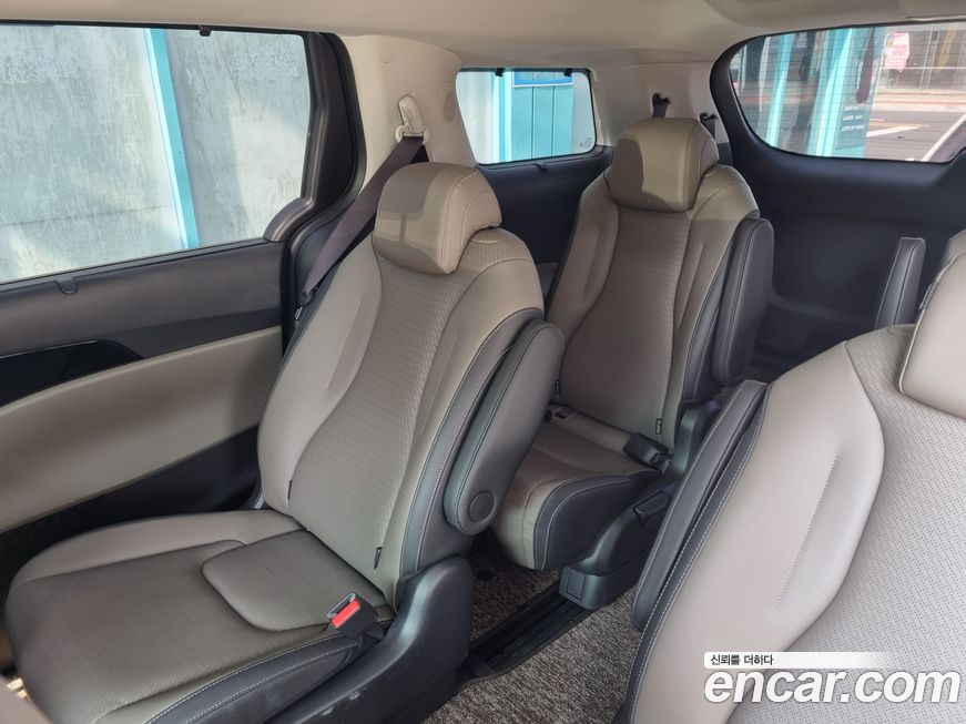 Kia Canival 2025