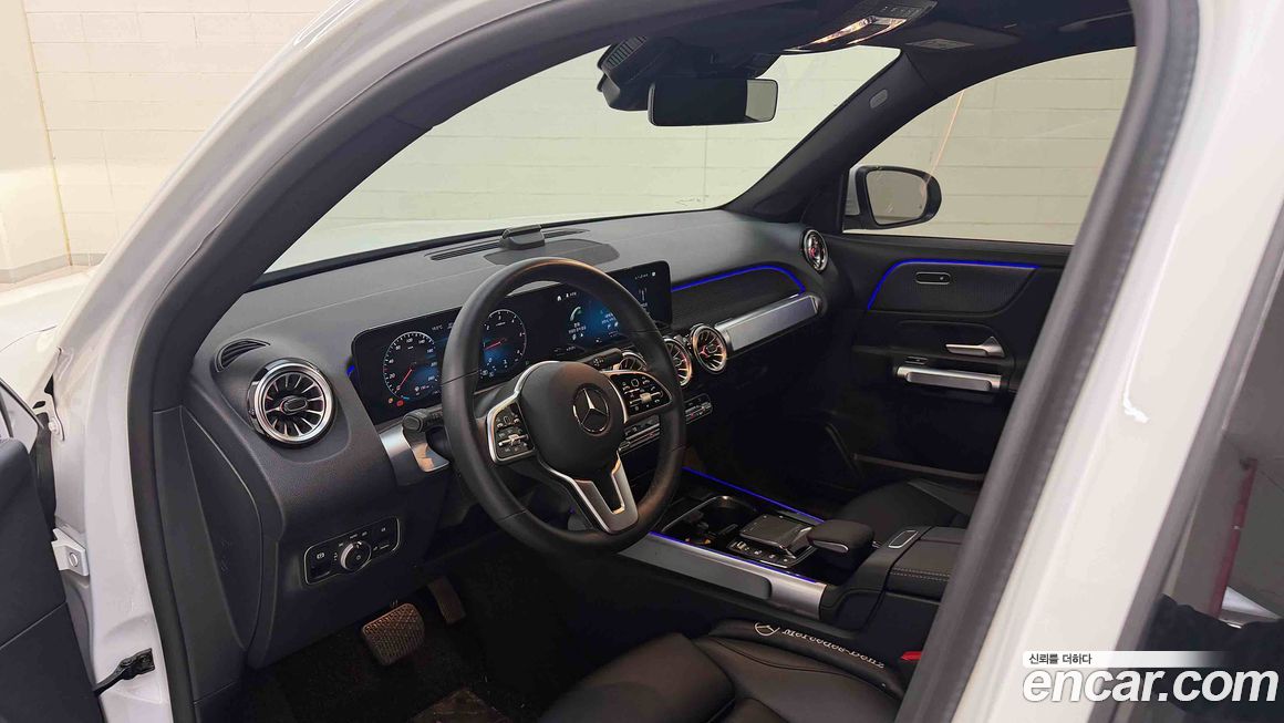 Mercedes-Benz GLB-Class 2022