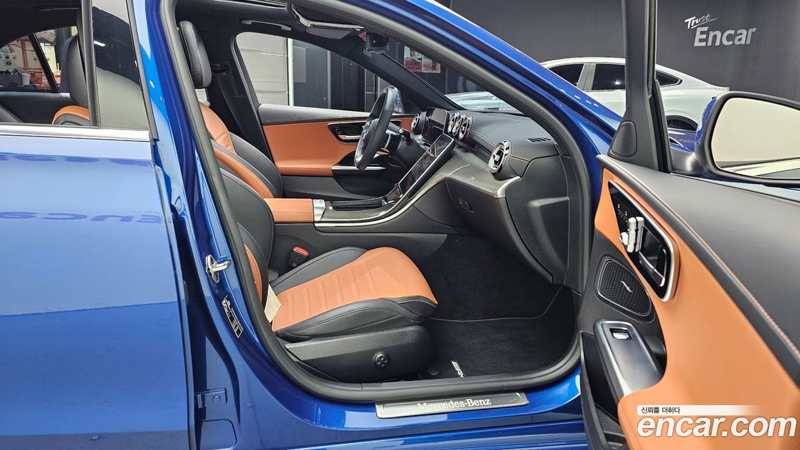 Mercedes-Benz C-Class 2022