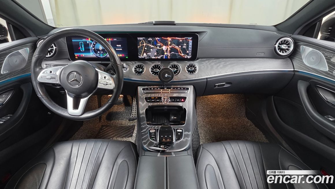 Mercedes-Benz CLS-Class 2020