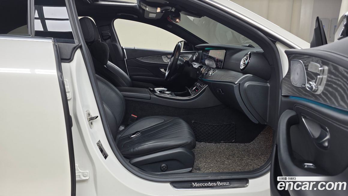 Mercedes-Benz CLS-Class 2020