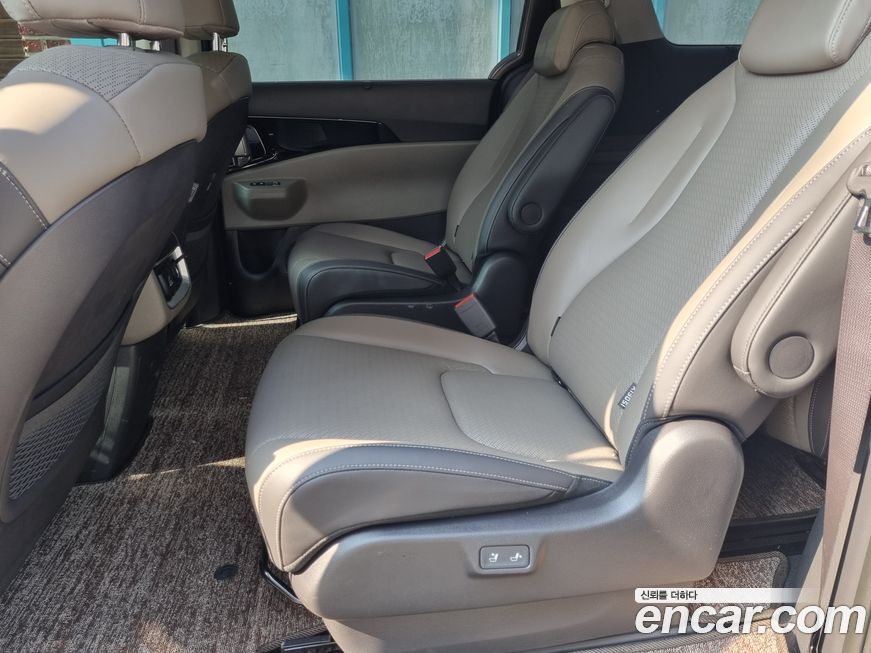 Kia Canival 2025