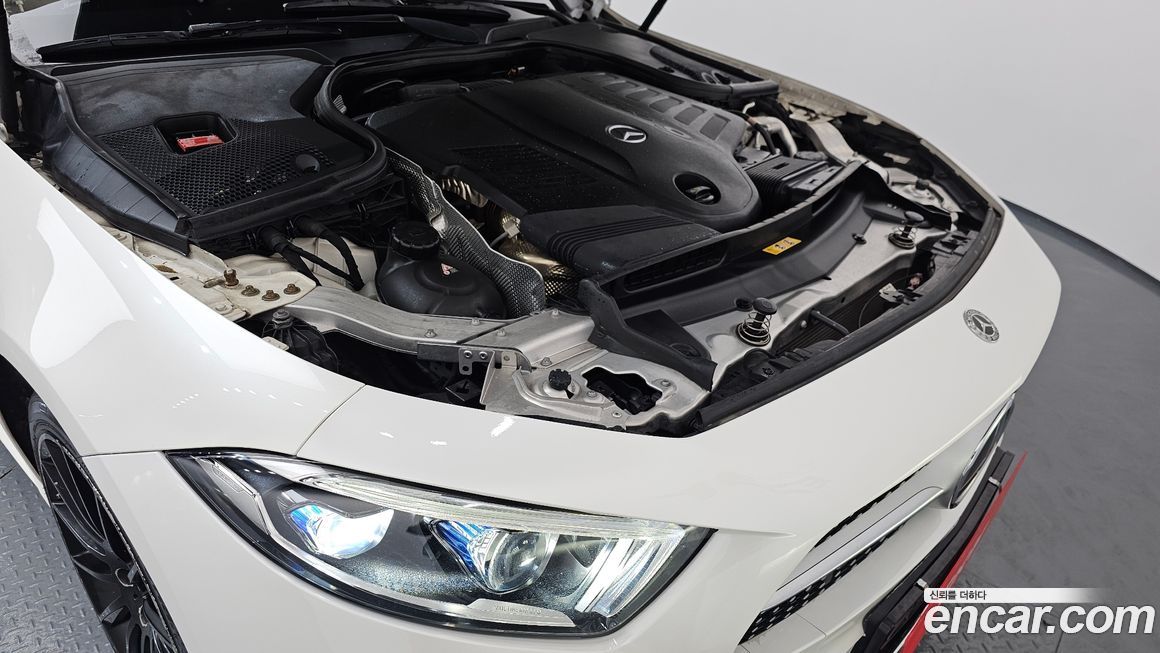 Mercedes-Benz CLS-Class 2019