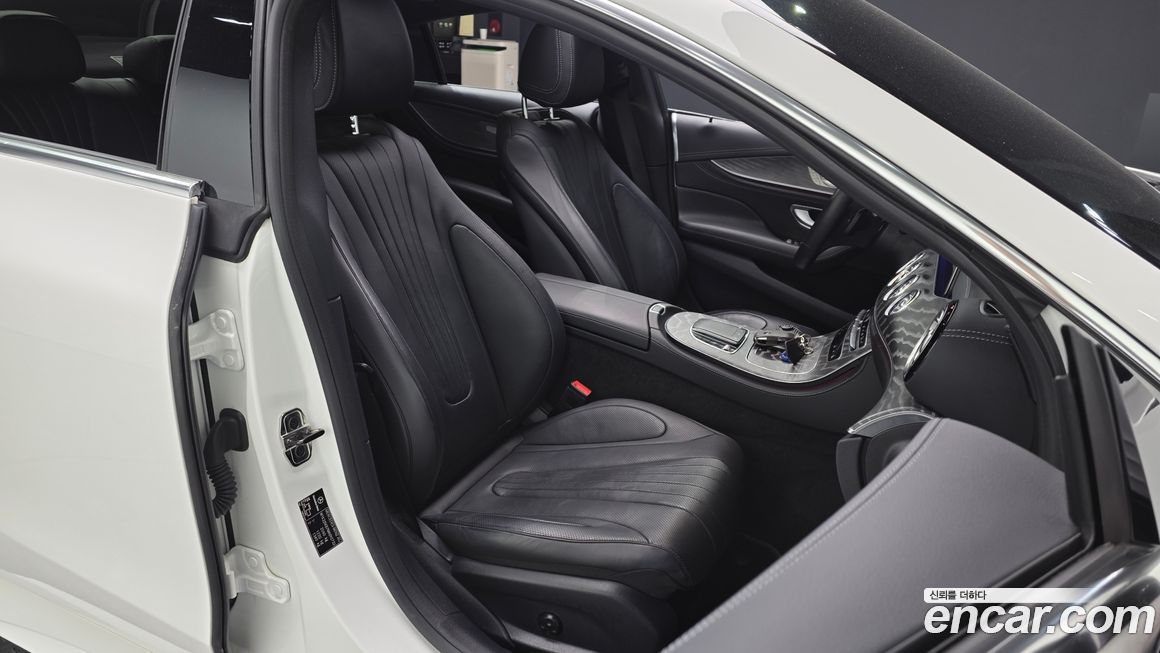 Mercedes-Benz CLS-Class 2021