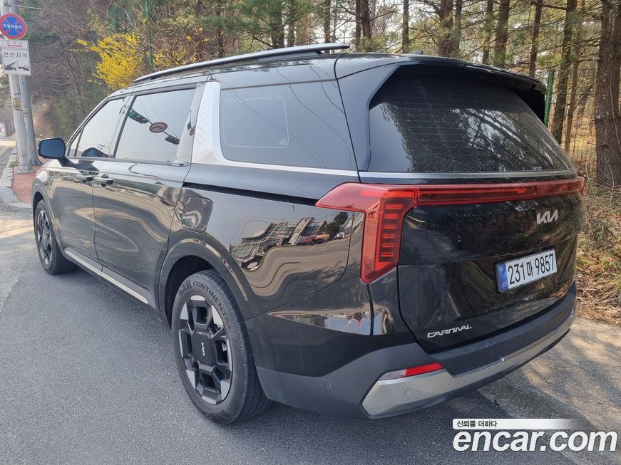 Kia Canival 2025