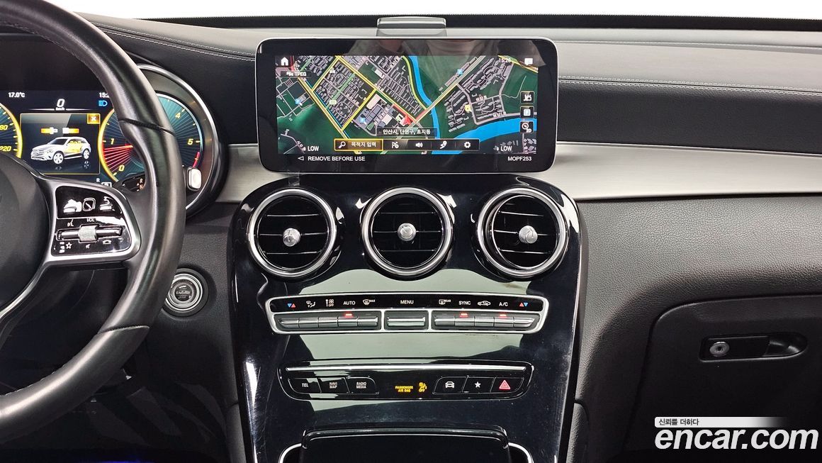 Mercedes-Benz GLC-Class 2022