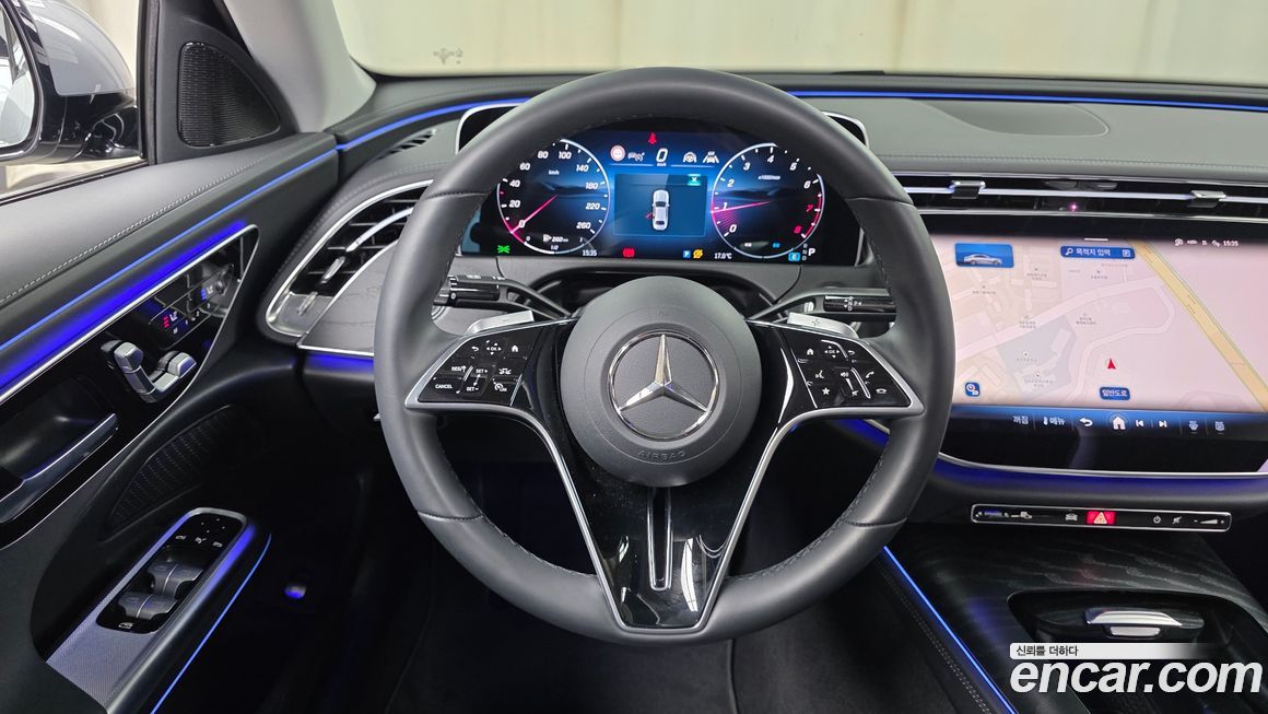 Mercedes-Benz E-Class 2024