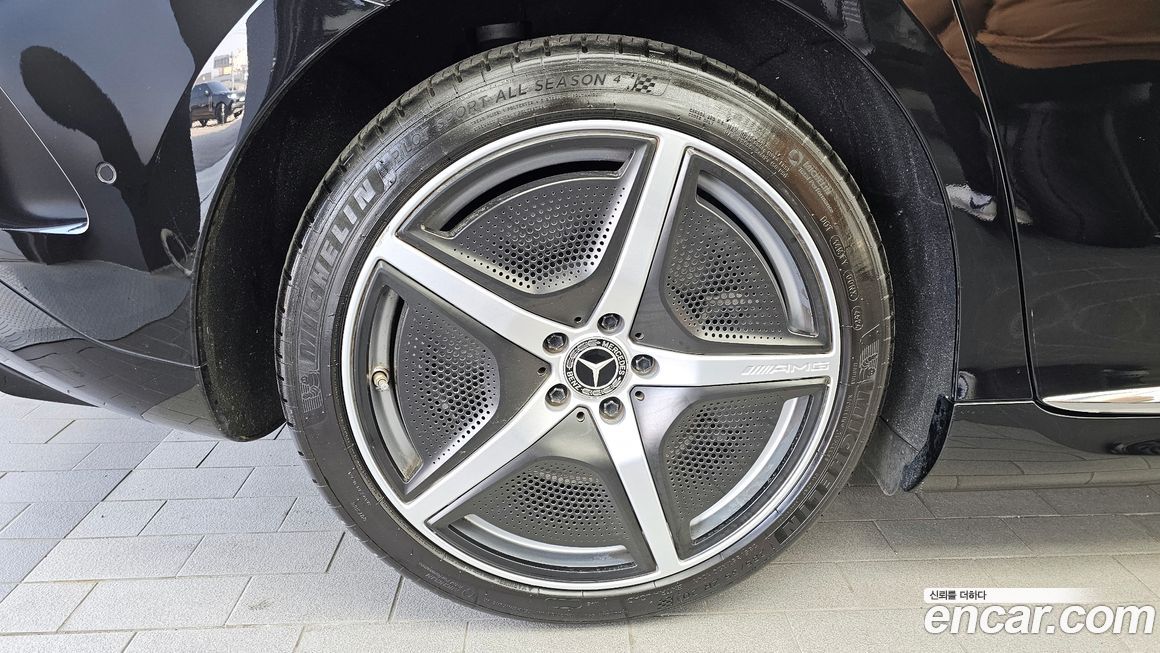 Mercedes-Benz EQE 2023