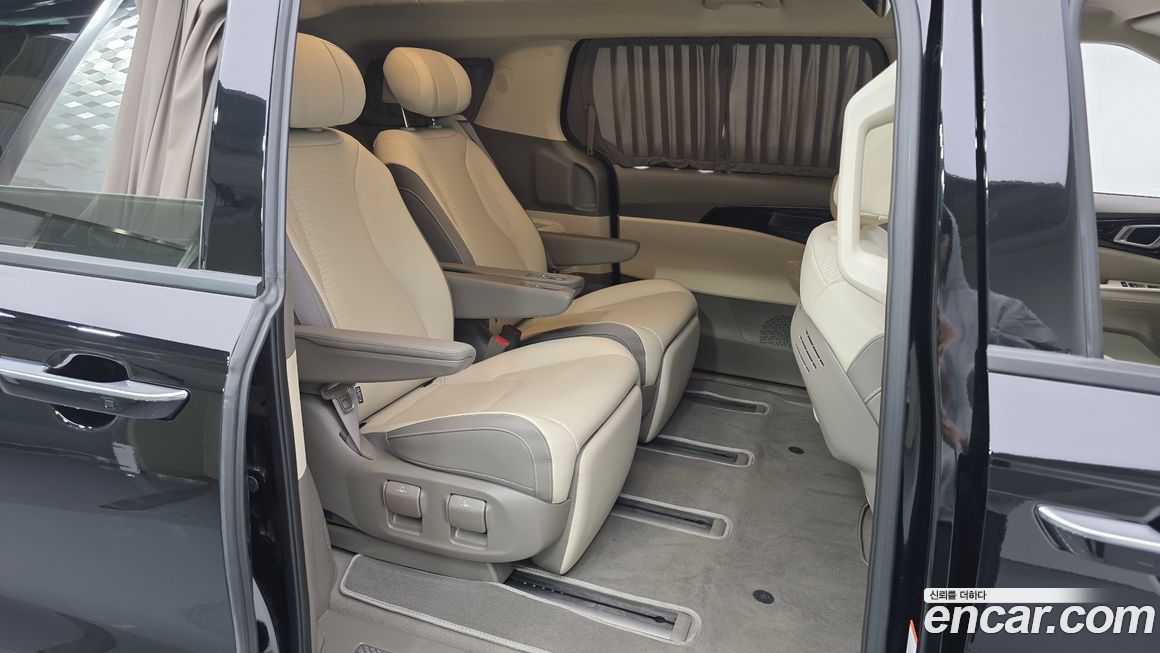 Kia Canival 2025