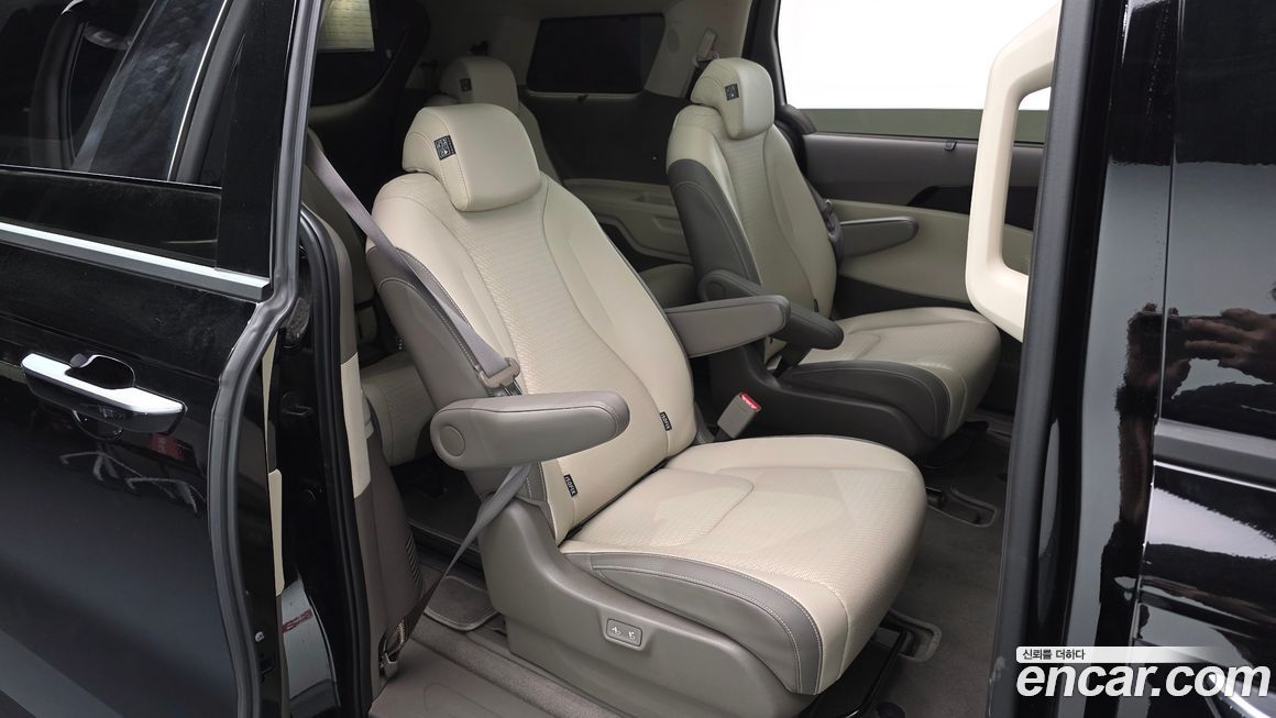 Kia Canival 2025