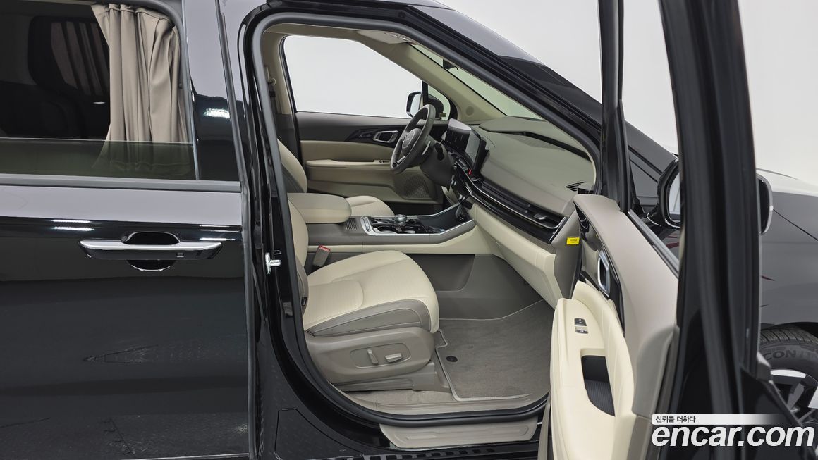 Kia Canival 2025