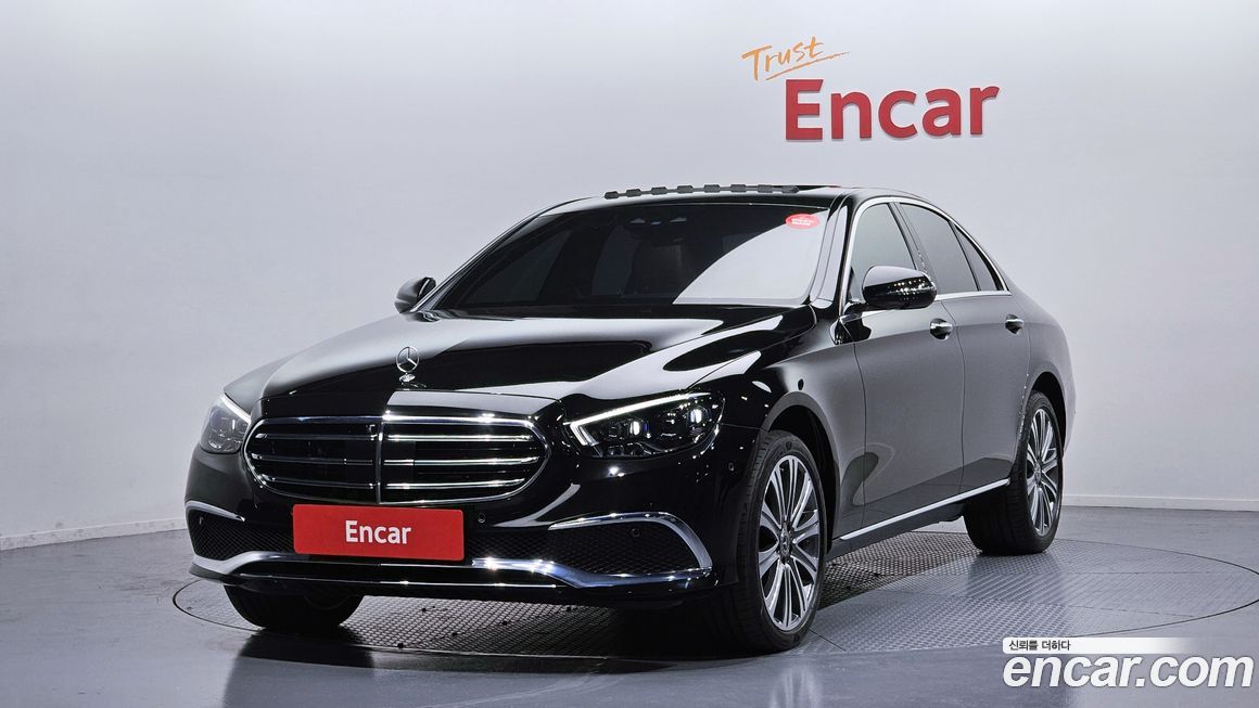 Mercedes-Benz E-Class 2023