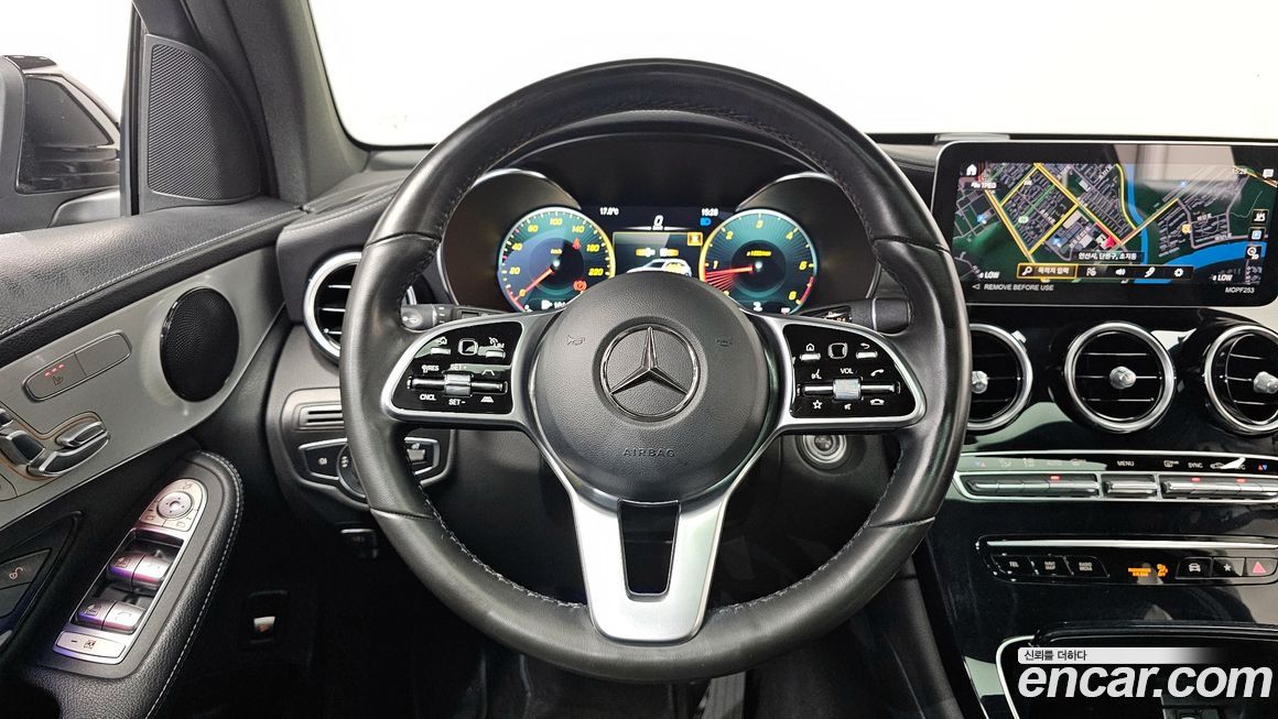 Mercedes-Benz GLC-Class 2022