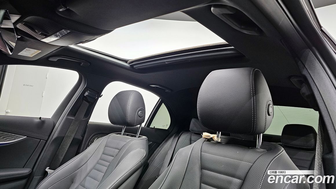 Mercedes-Benz E-Class 2023