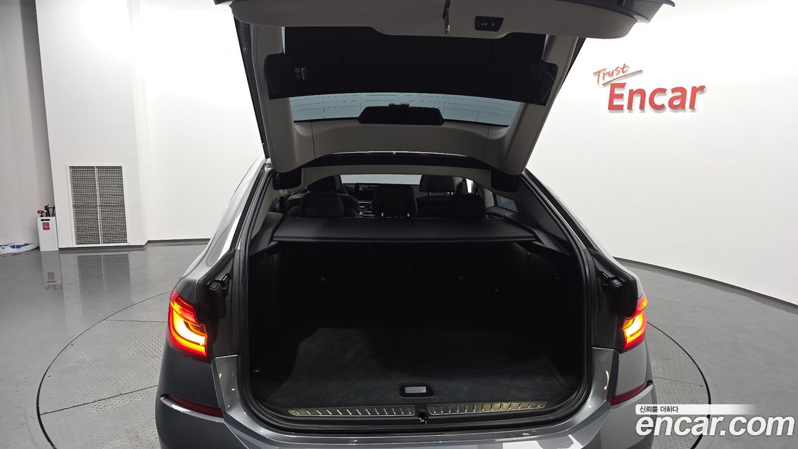 BMW Gran Turismo 2023