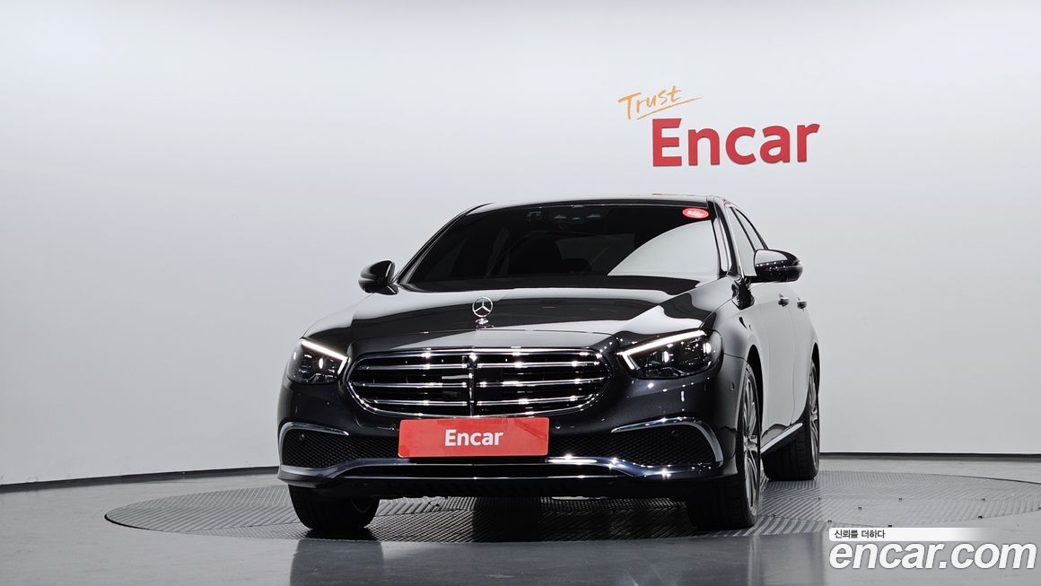 Mercedes-Benz E-Class 2023