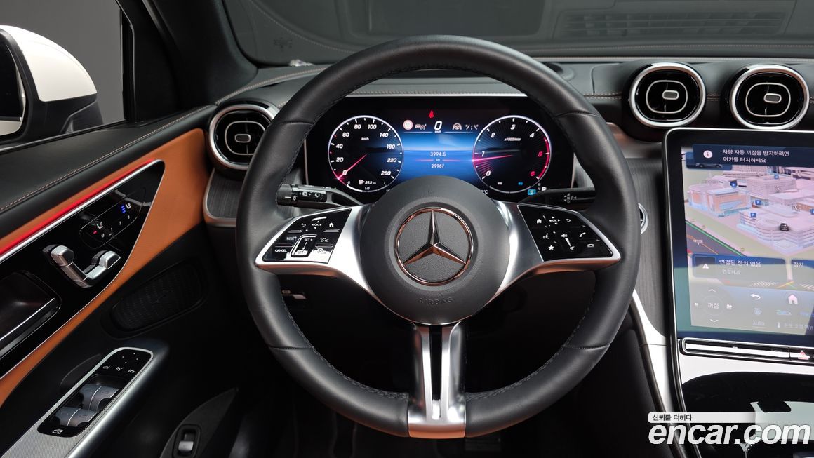 Mercedes-Benz GLC-Class 2024