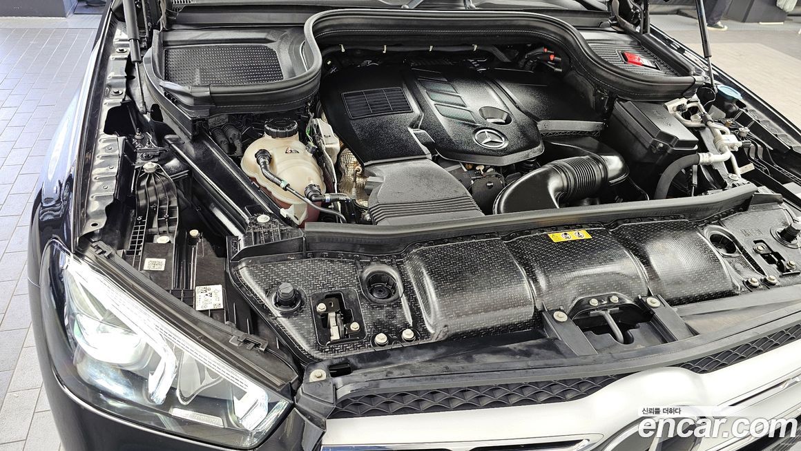 Mercedes-Benz GLE-Class 2021