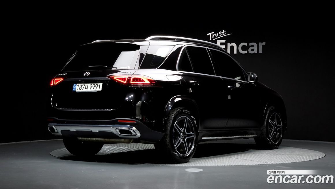 Mercedes-Benz GLE-Class 2021