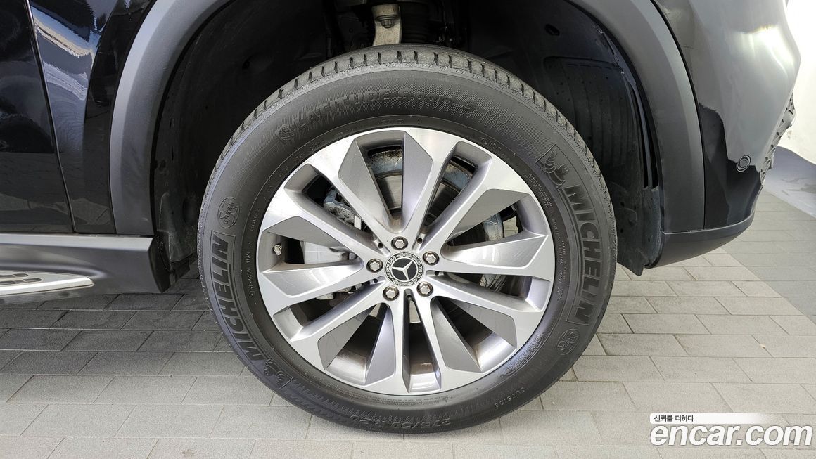 Mercedes-Benz GLE-Class 2021