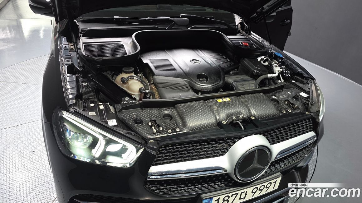 Mercedes-Benz GLE-Class 2021