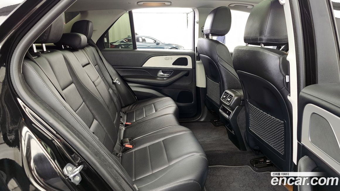 Mercedes-Benz GLE-Class 2021