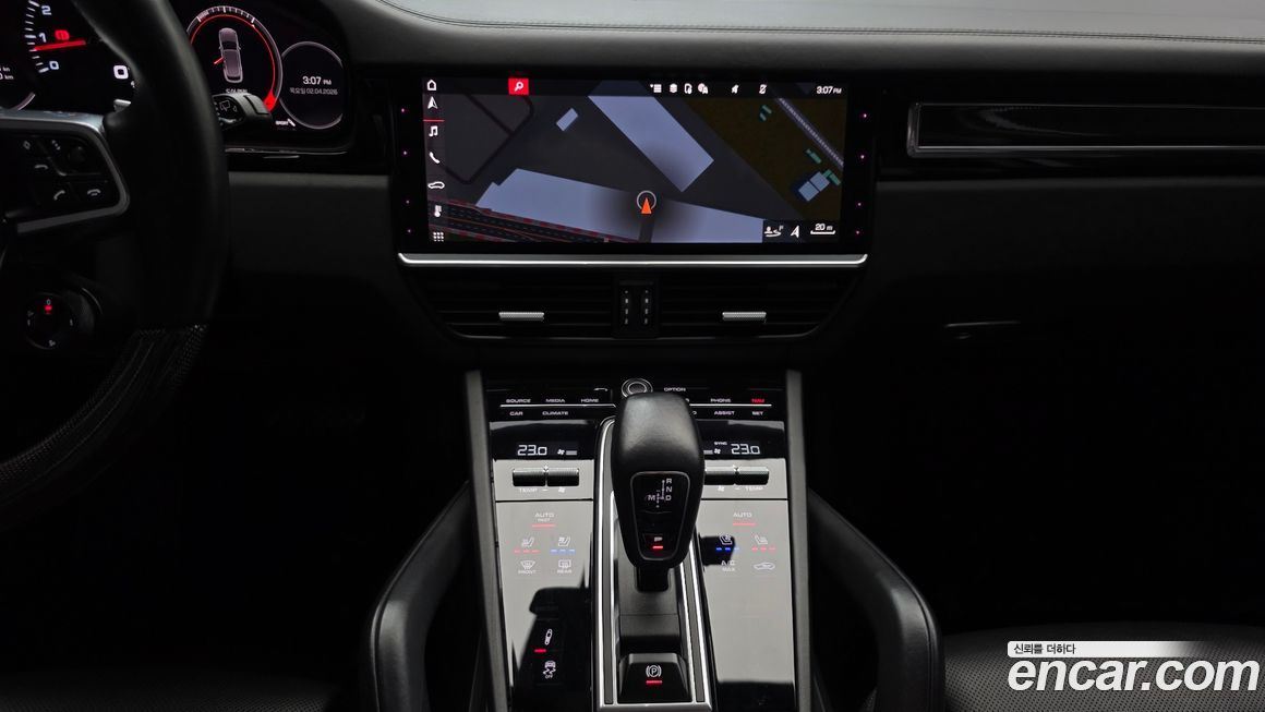 Porsche Cayenne 2021