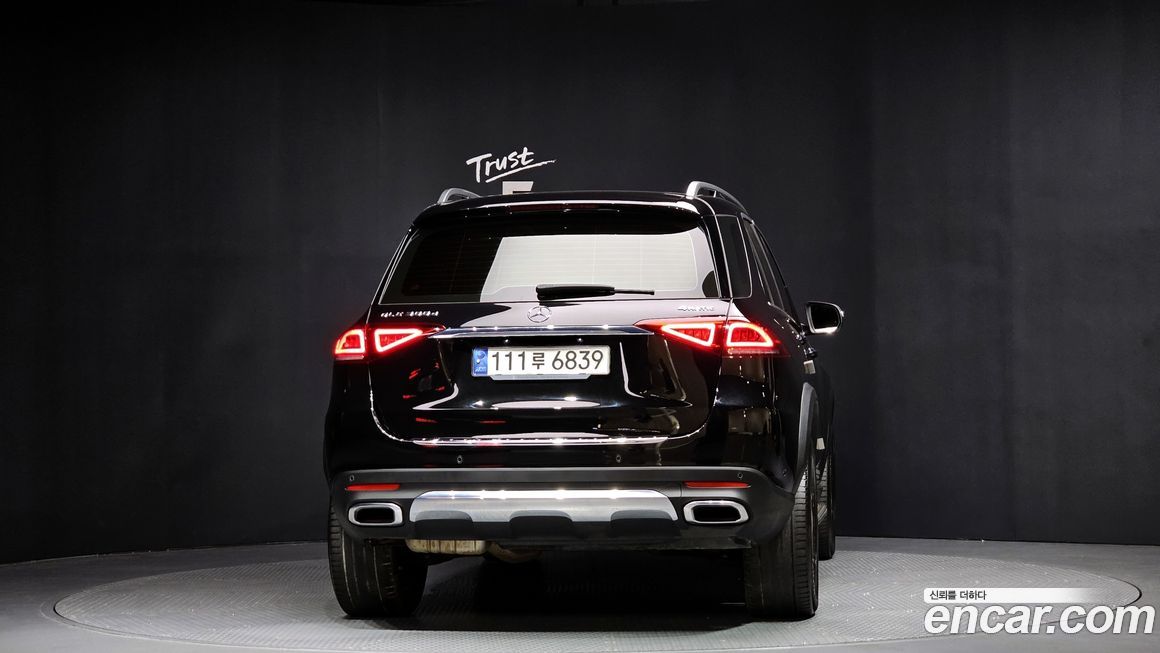 Mercedes-Benz GLE-Class 2021