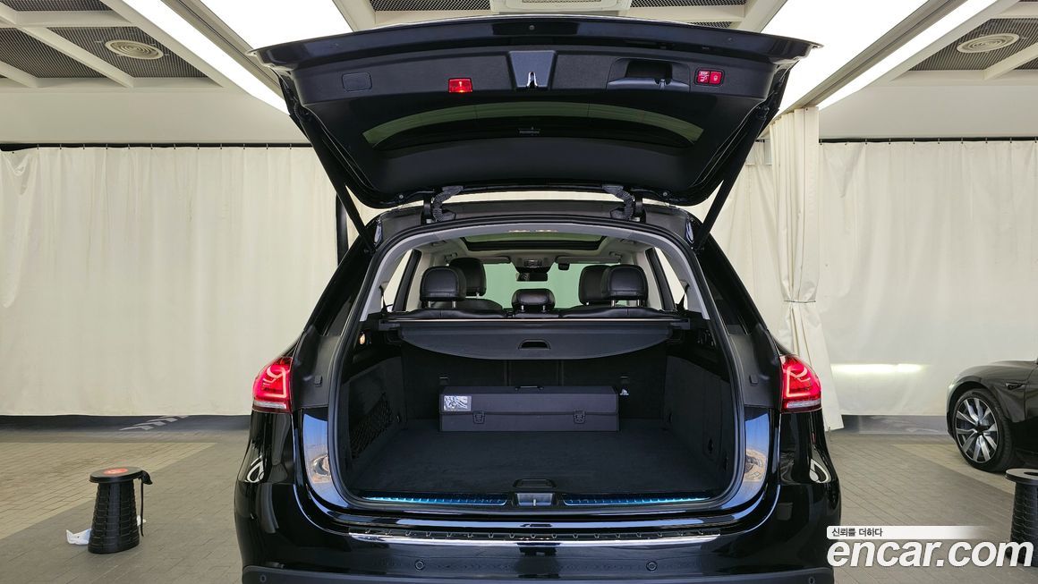 Mercedes-Benz GLE-Class 2021