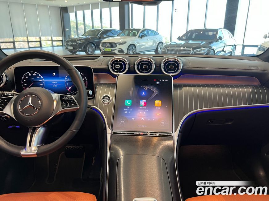 Mercedes-Benz GLC-Class 2025