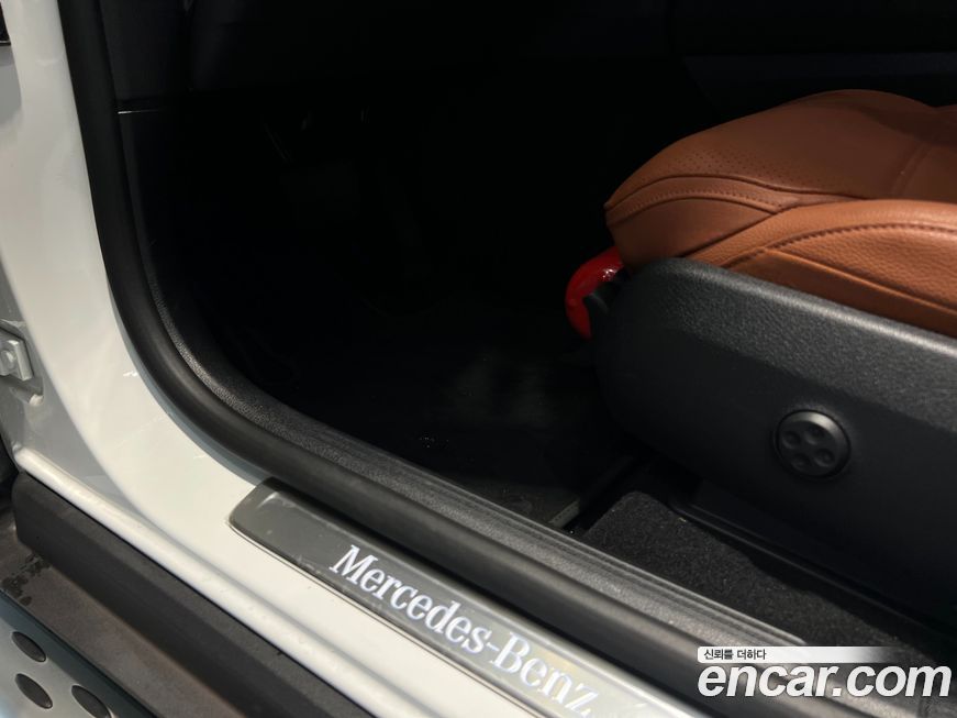 Mercedes-Benz GLC-Class 2025